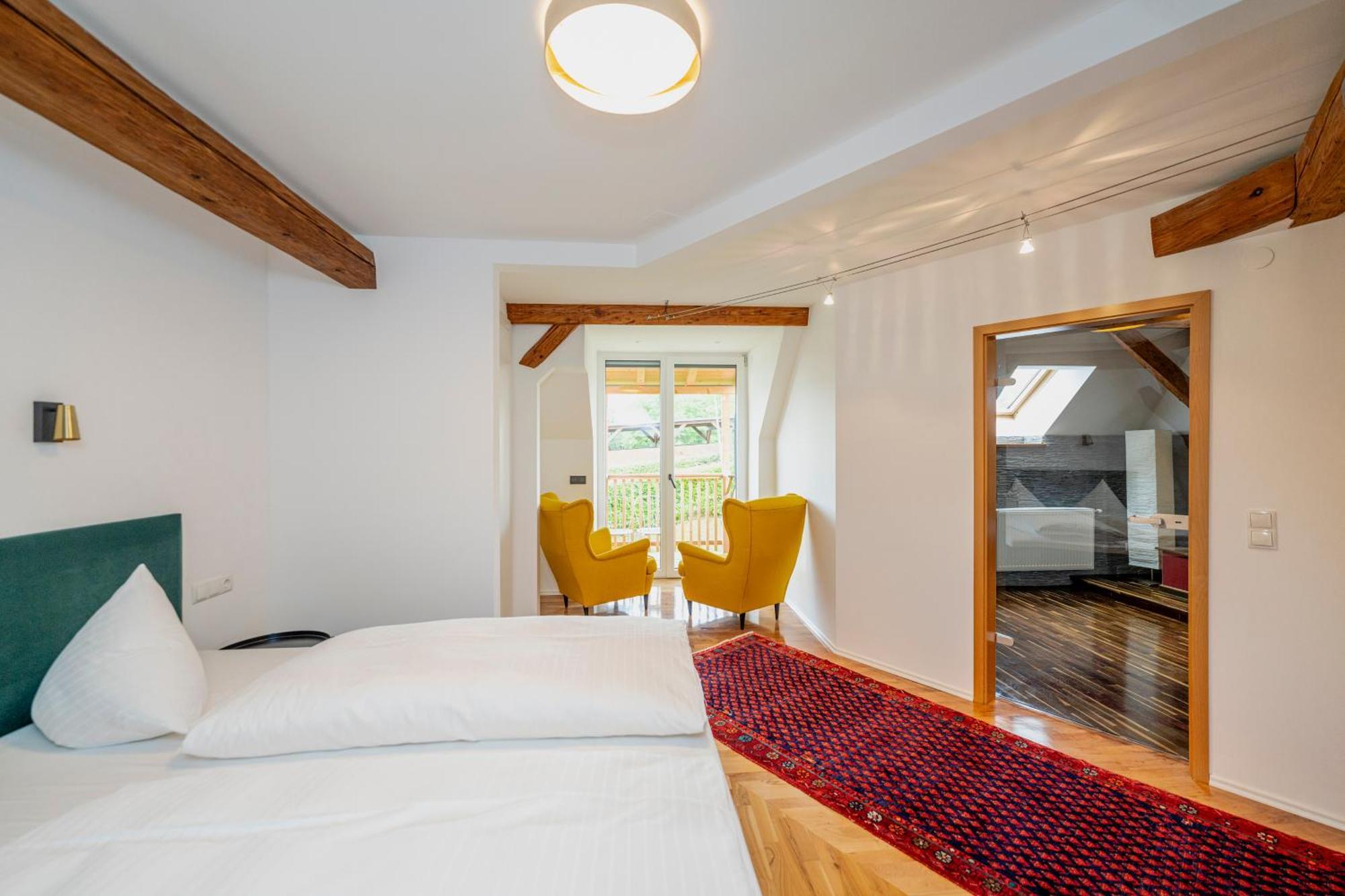 Georgi Schloss - Boutique Hotel Ehrenhausen Exteriör bild