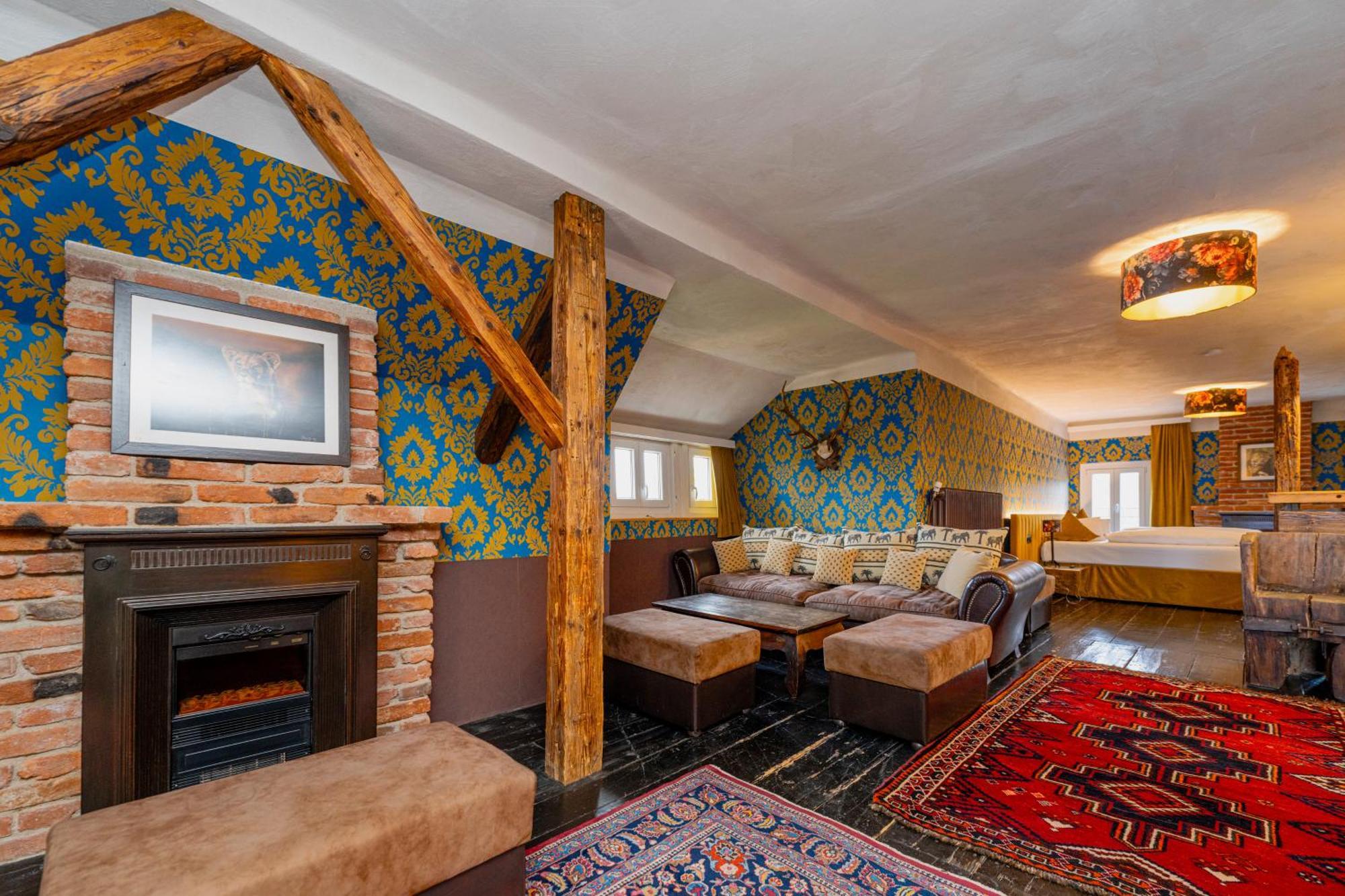 Georgi Schloss - Boutique Hotel Ehrenhausen Exteriör bild