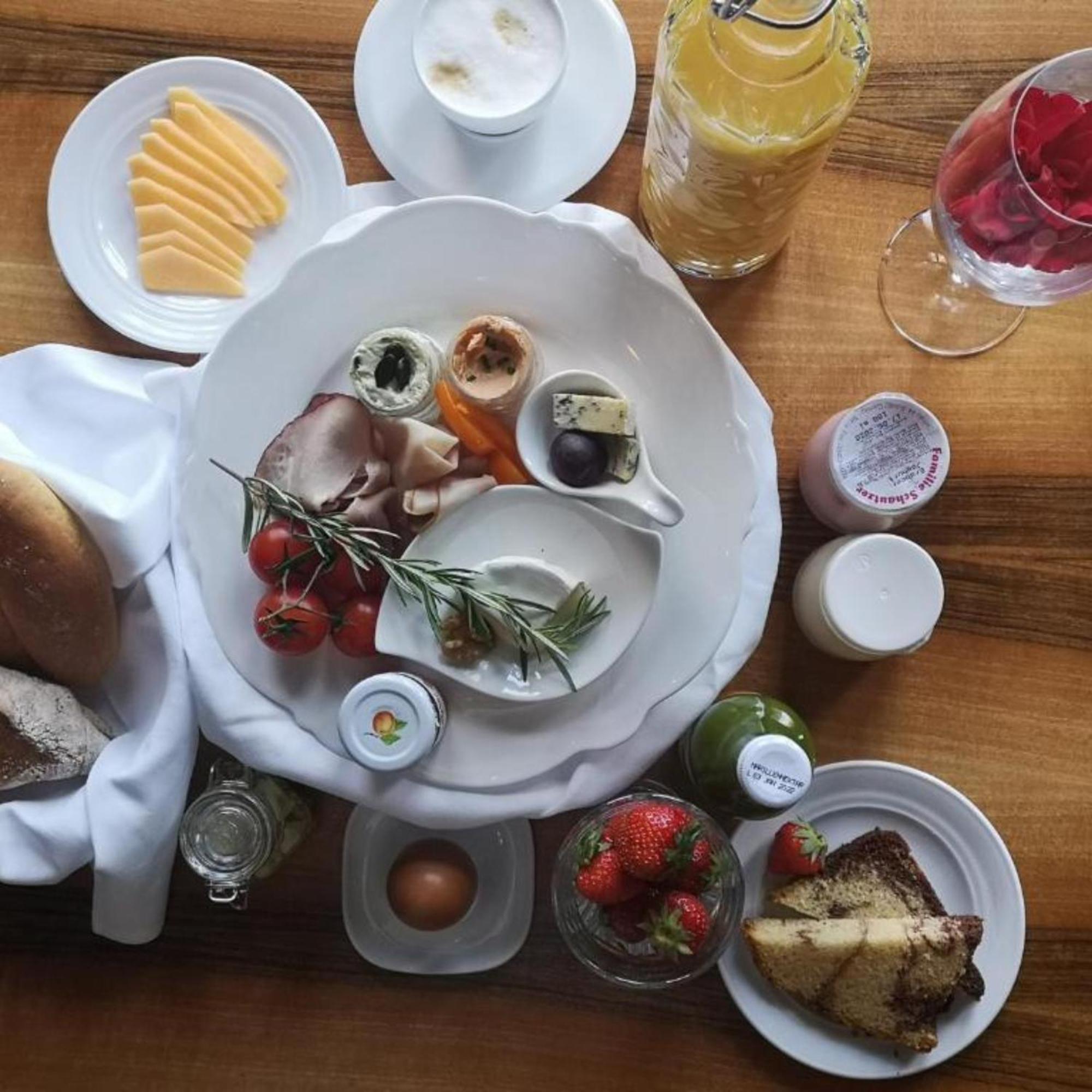 Georgi Schloss - Boutique Hotel Ehrenhausen Exteriör bild