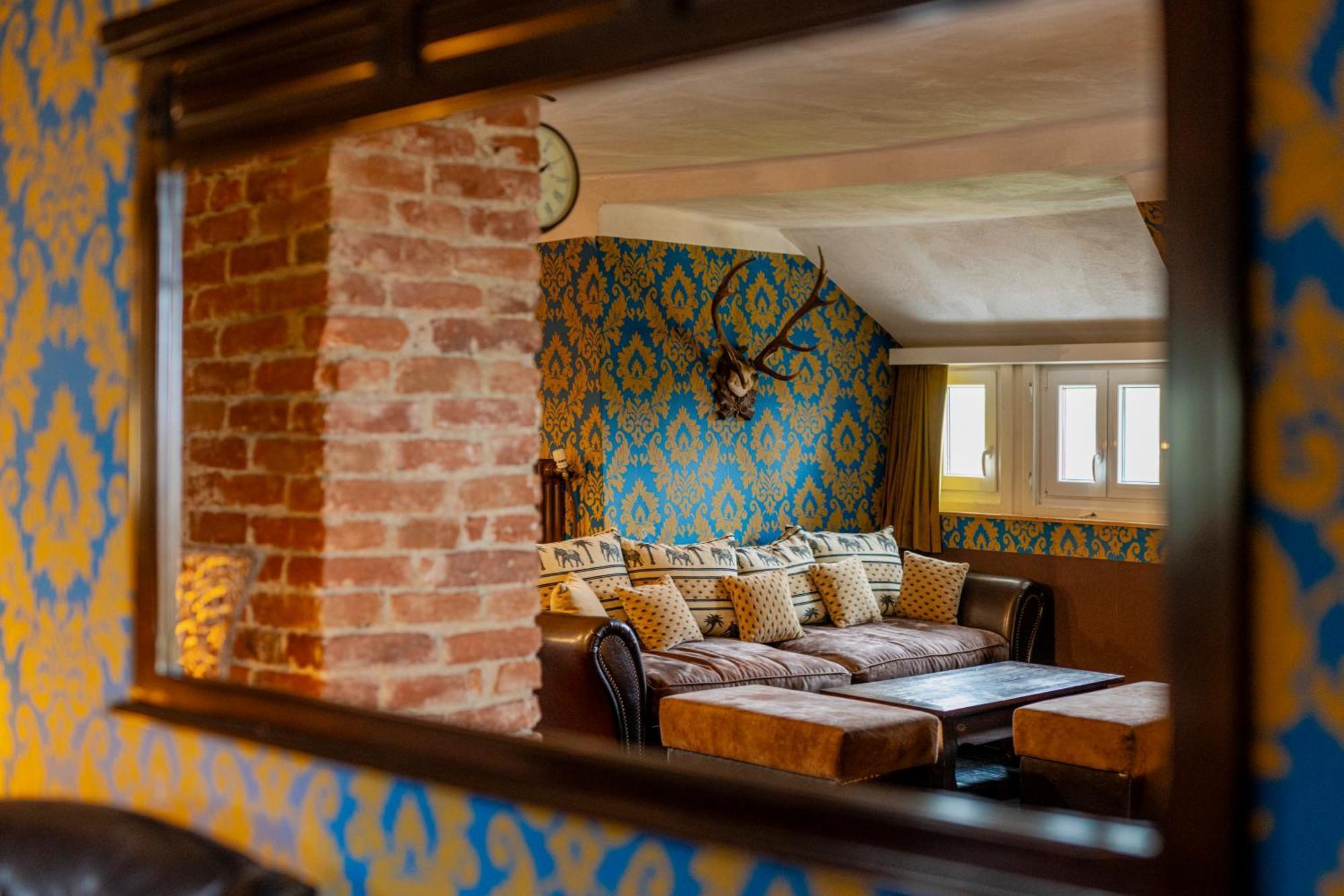 Georgi Schloss - Boutique Hotel Ehrenhausen Exteriör bild